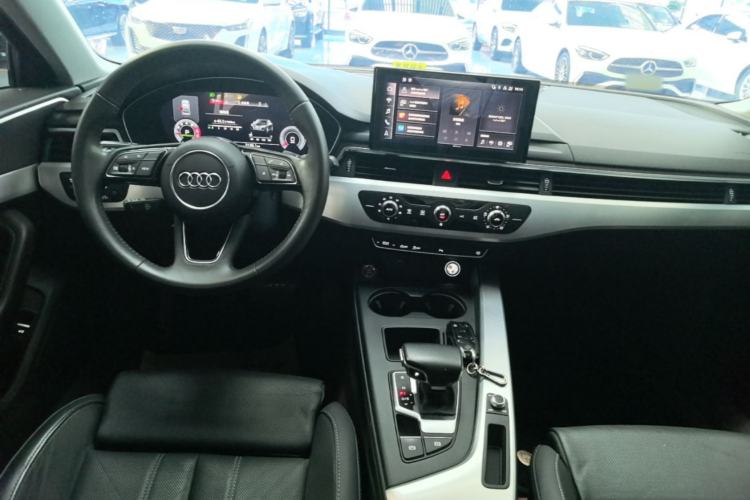 Used Audi A4L 2020 40 TFSI Fashion Dynamic Model Center Console