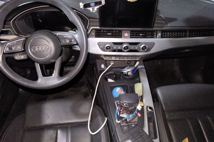 Used Audi A4L 2020 40 TFSI Fashion Dynamic Model Center Console