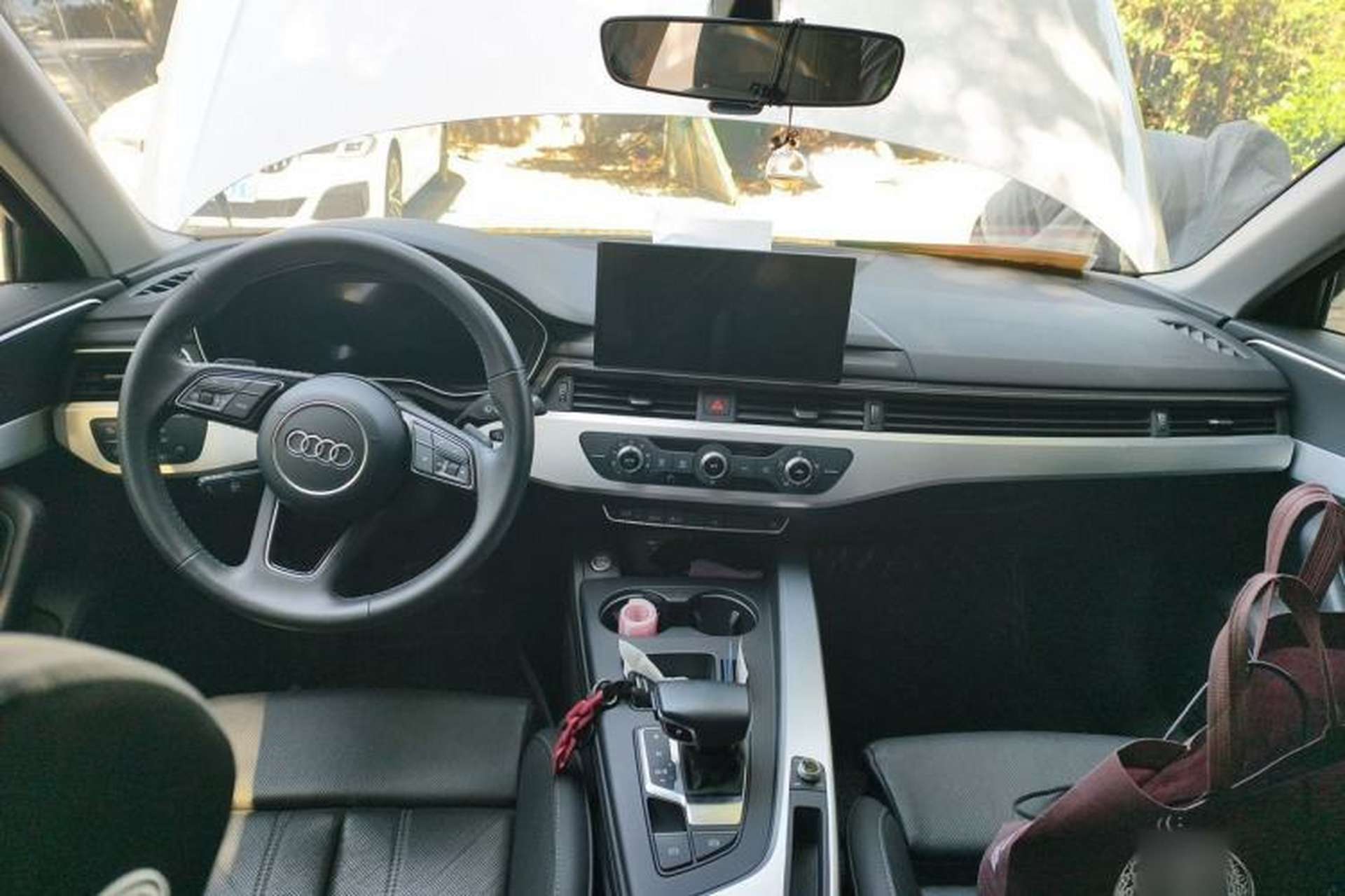 Used Audi A4L 2020 40 TFSI Fashion Dynamic Model Center Console