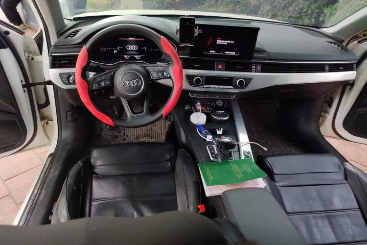 Used Audi A4L 2020 40 TFSI Fashion Dynamic Model Center Console