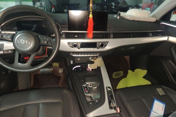 Used Audi A4L 2020 40 TFSI Luxury Prestige Edition Center Console