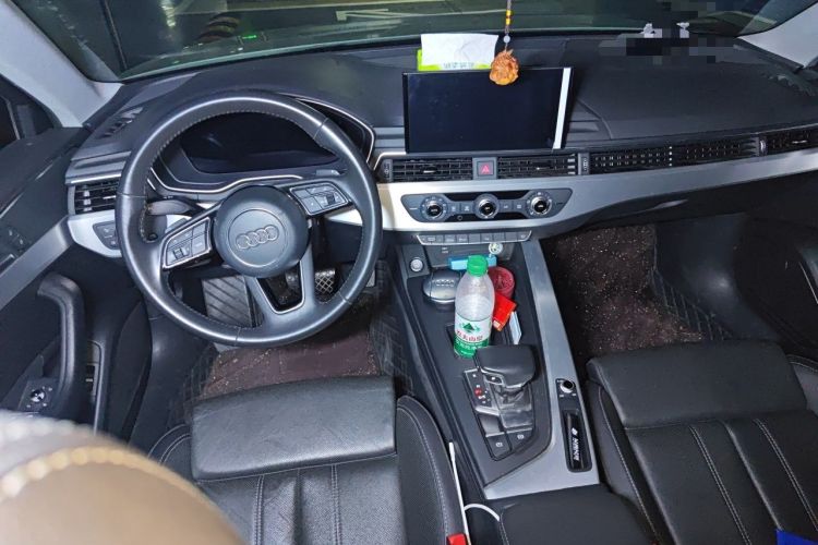 Used Audi A4L 2020 40 TFSI Fashion Dynamic Model Center Console