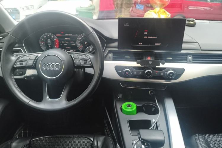 Used Audi A4L 2020 40 TFSI Fashion Dynamic Model Center Console