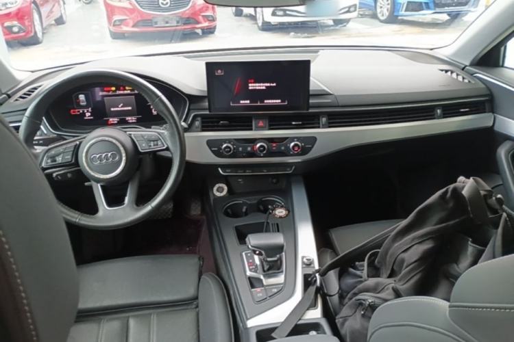 Used Audi A4L 2020 40 TFSI Fashion Dynamic Model Center Console