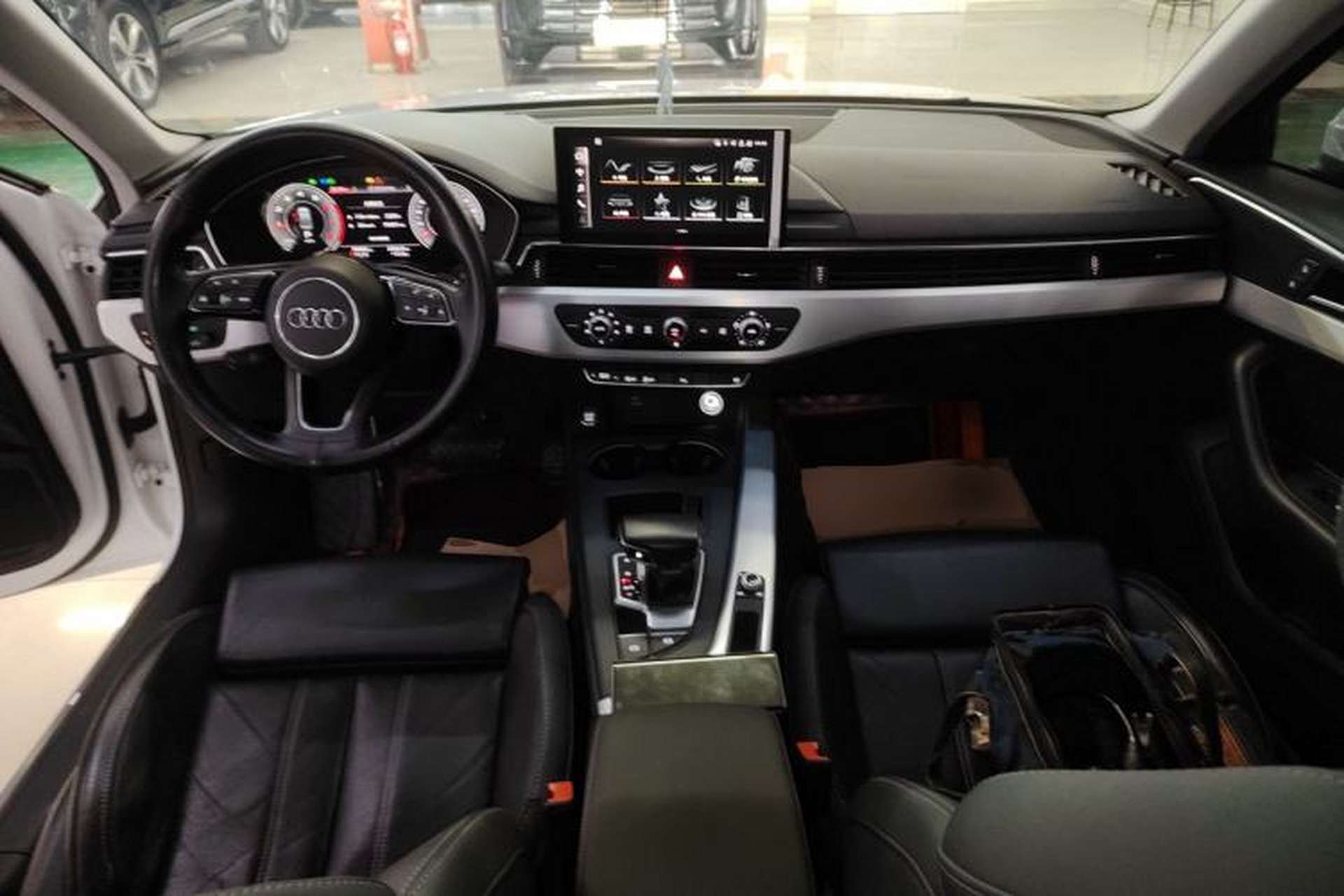 Used Audi A4L 2020 40 TFSI Fashion Dynamic Model Center Console