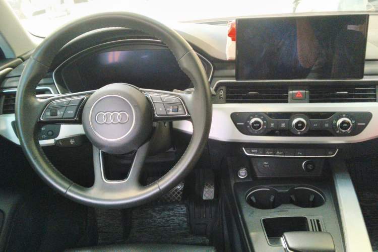 Used Audi A4L 2020 40 TFSI Fashion Dynamic Model Center Console