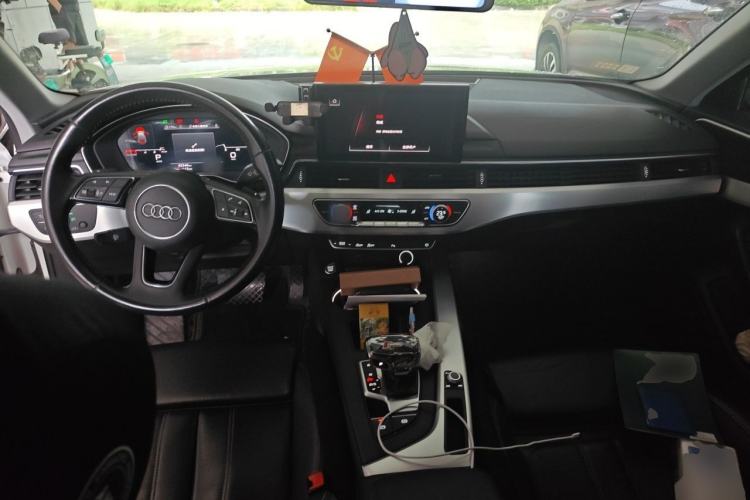 Used Audi A4L 2020 40 TFSI Fashion Dynamic Model Center Console
