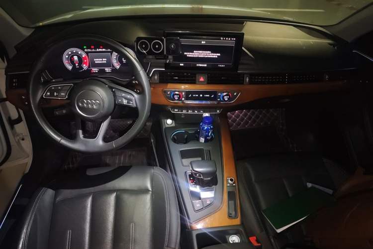 Used Audi A4L 2020 40 TFSI Luxury Prestige Edition Center Console