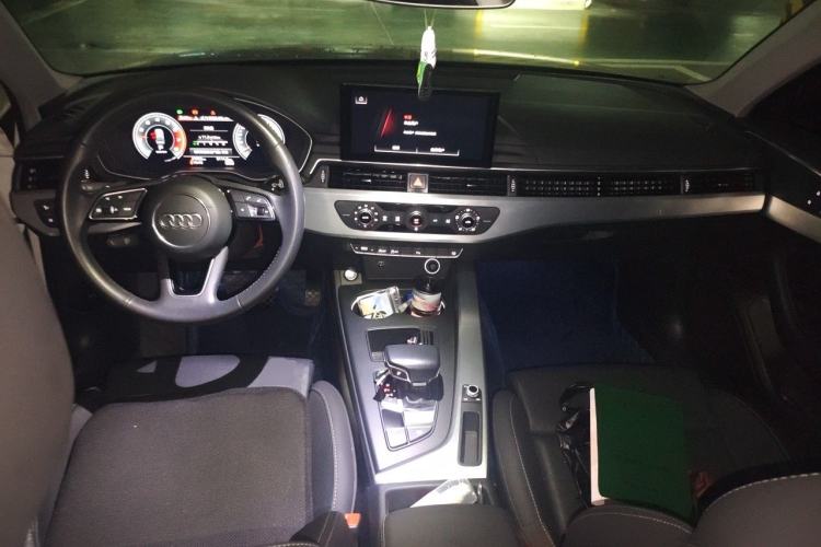 Used Audi A4L 2020 40 TFSI Fashion Dynamic Model Center Console