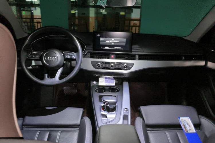 Used Audi A4L 2020 35 TFSI Fashion Dynamic Model Center Console