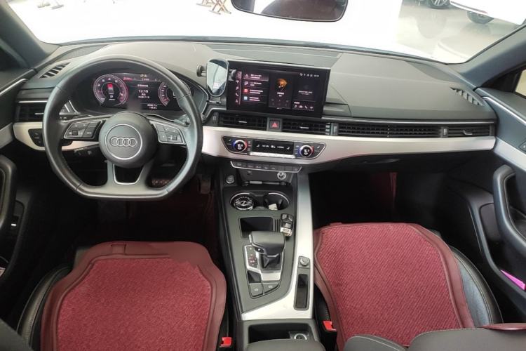 Used Audi A4L 2020 40 TFSI Luxury Dynamic Model Center Console