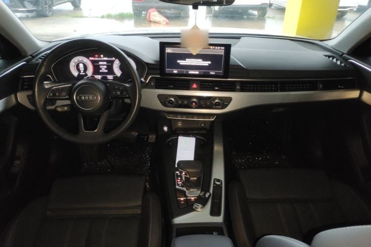 Used Audi A4L 2020 40 TFSI Fashion Dynamic Model Center Console