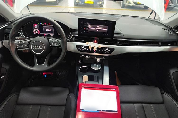Used Audi A4L 2020 40 TFSI Fashion Dynamic Model Center Console