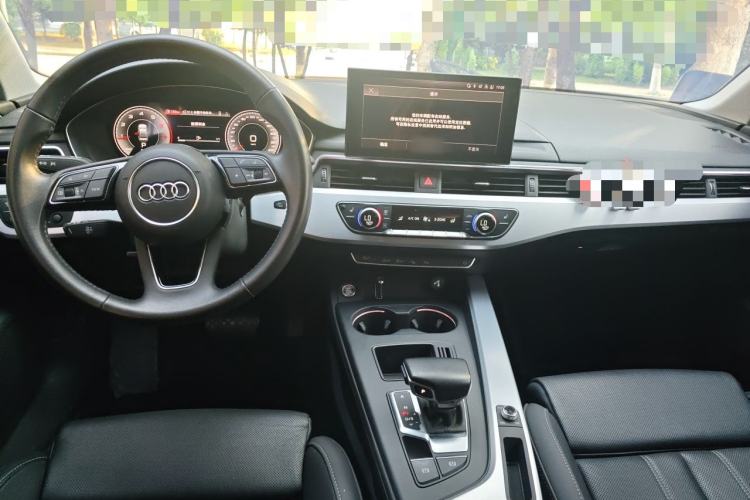Used Audi A4L 2020 40 TFSI Luxury Dynamic Model Center Console