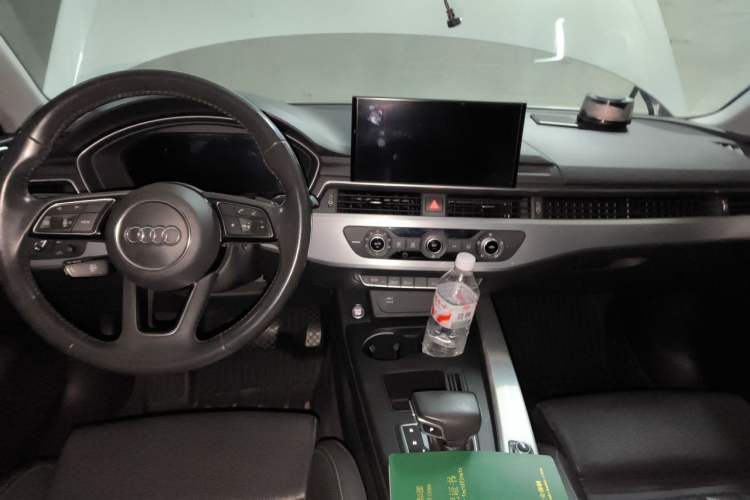 Used Audi A4L 2020 40 TFSI Fashion Dynamic Model Center Console