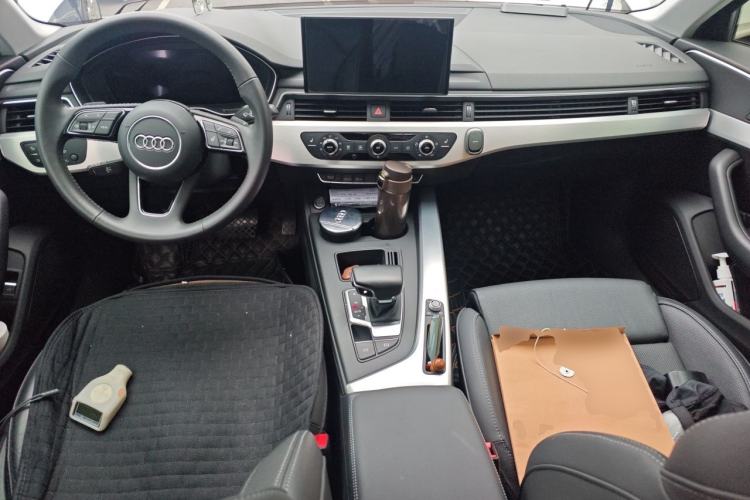 Used Audi A4L 2020 40 TFSI Fashion Dynamic Model Center Console
