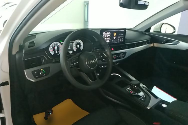 Used Audi A4L 2020 40 TFSI Fashion Dynamic Model Center Console