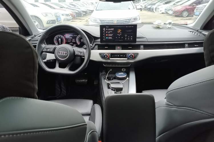 Used Audi A4L 2020 40 TFSI Fashion Dynamic Model Center Console