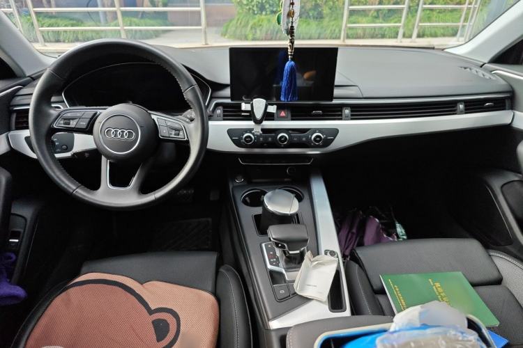 Used Audi A4L 2020 40 TFSI Fashion Dynamic Model Center Console