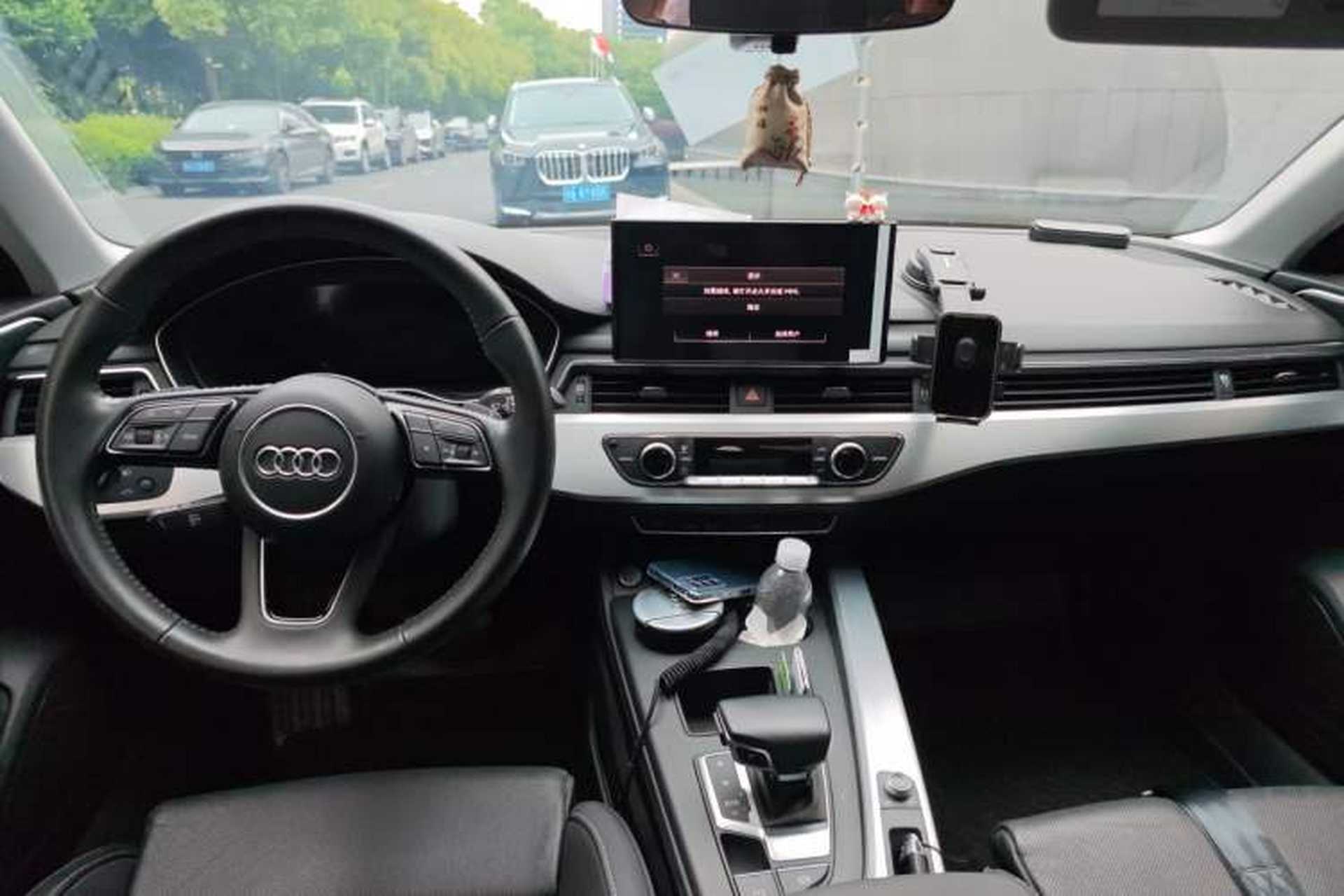 Used Audi A4L 2020 40 TFSI Fashion Dynamic Model Center Console