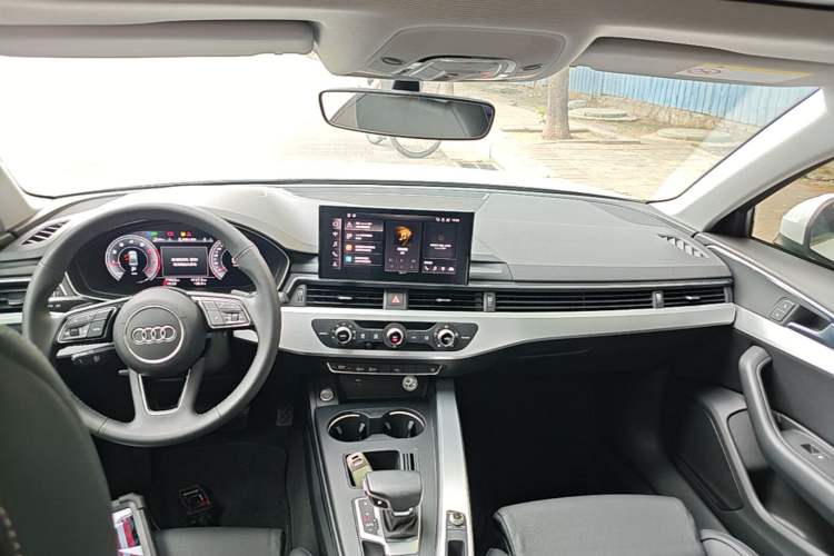Used Audi A4L 2020 40 TFSI Fashion Dynamic Model Center Console