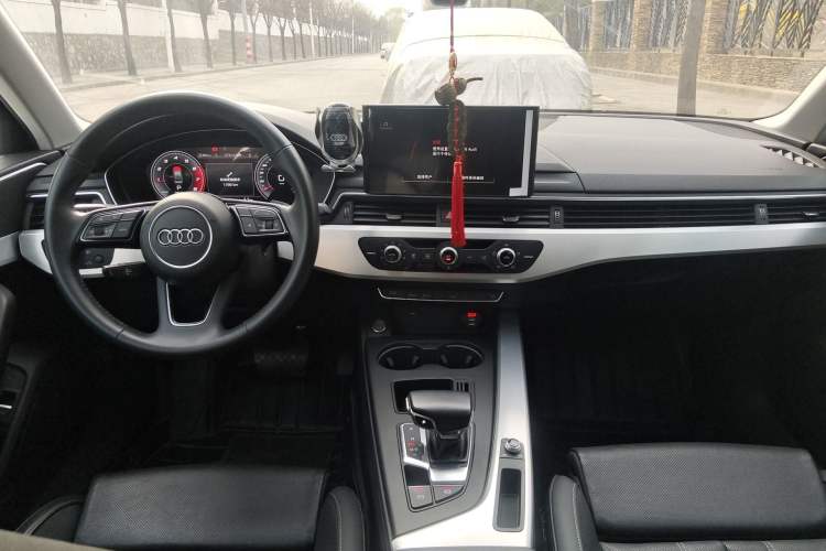 Used Audi A4L 2020 40 TFSI Fashion Dynamic Model Center Console