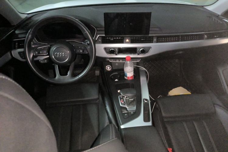Used Audi A4L 2020 40 TFSI Fashion Dynamic Model Center Console