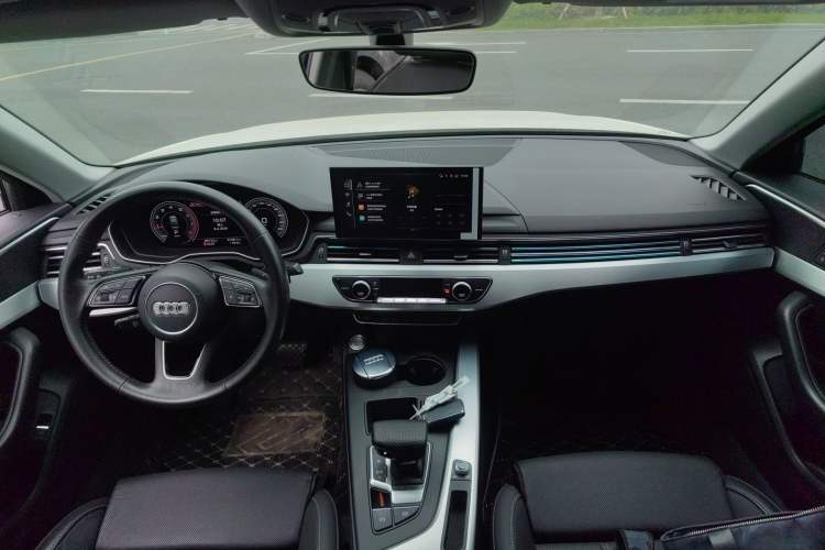 Used Audi A4L 2020 40 TFSI Fashion Dynamic Model Center Console