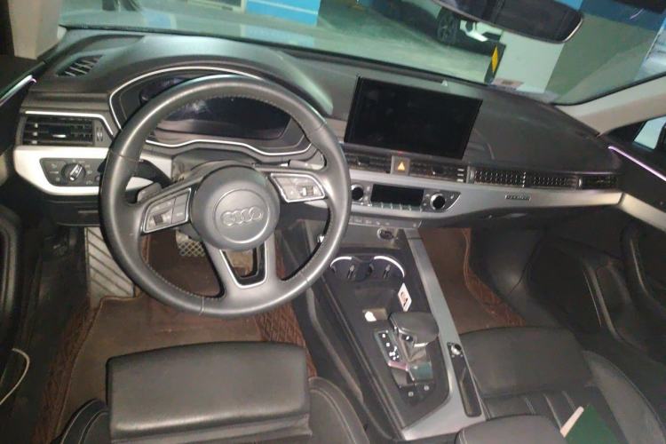 Used Audi A4L 2020 40 TFSI quattro Luxury Dynamic Model Center Console