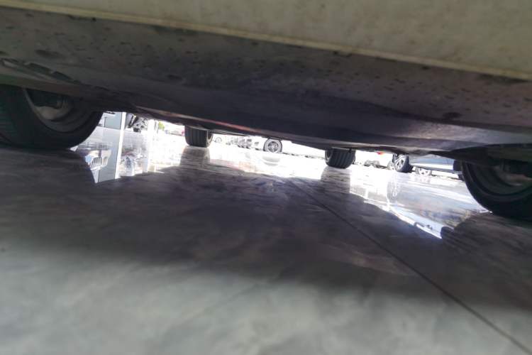 Used Audi A4L 2020 40 TFSI Fashionable and Elegant Model Chassis Front