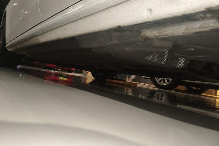 Used Audi A4L 2020 40 TFSI Fashionable and Elegant Model Chassis Rear Left