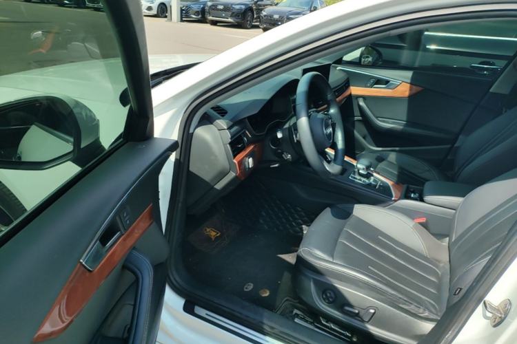Used Audi A4L 2020 40 TFSI Luxury Prestige Edition Driver Seat
