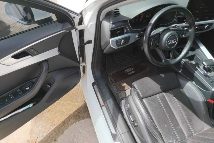 Used Audi A4L 2020 40 TFSI Fashion Dynamic Model Driver Seat