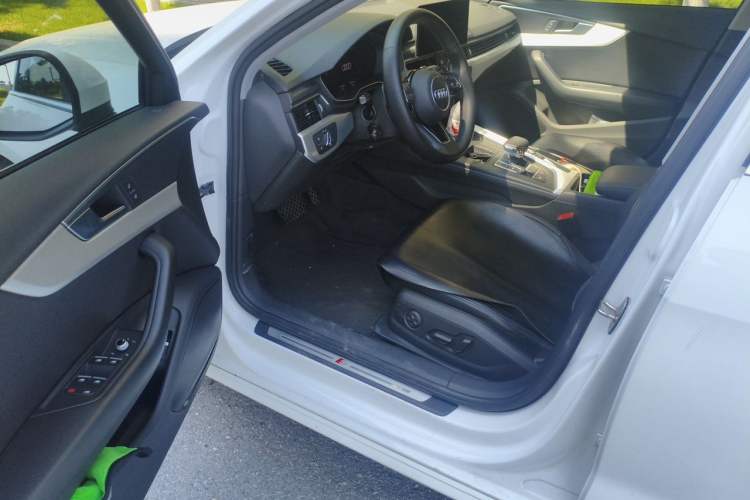 Used Audi A4L 2020 40 TFSI Fashion Dynamic Model Driver Seat