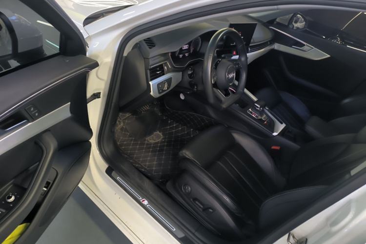 Used Audi A4L 2020 40 TFSI Luxury Dynamic Model Driver Seat