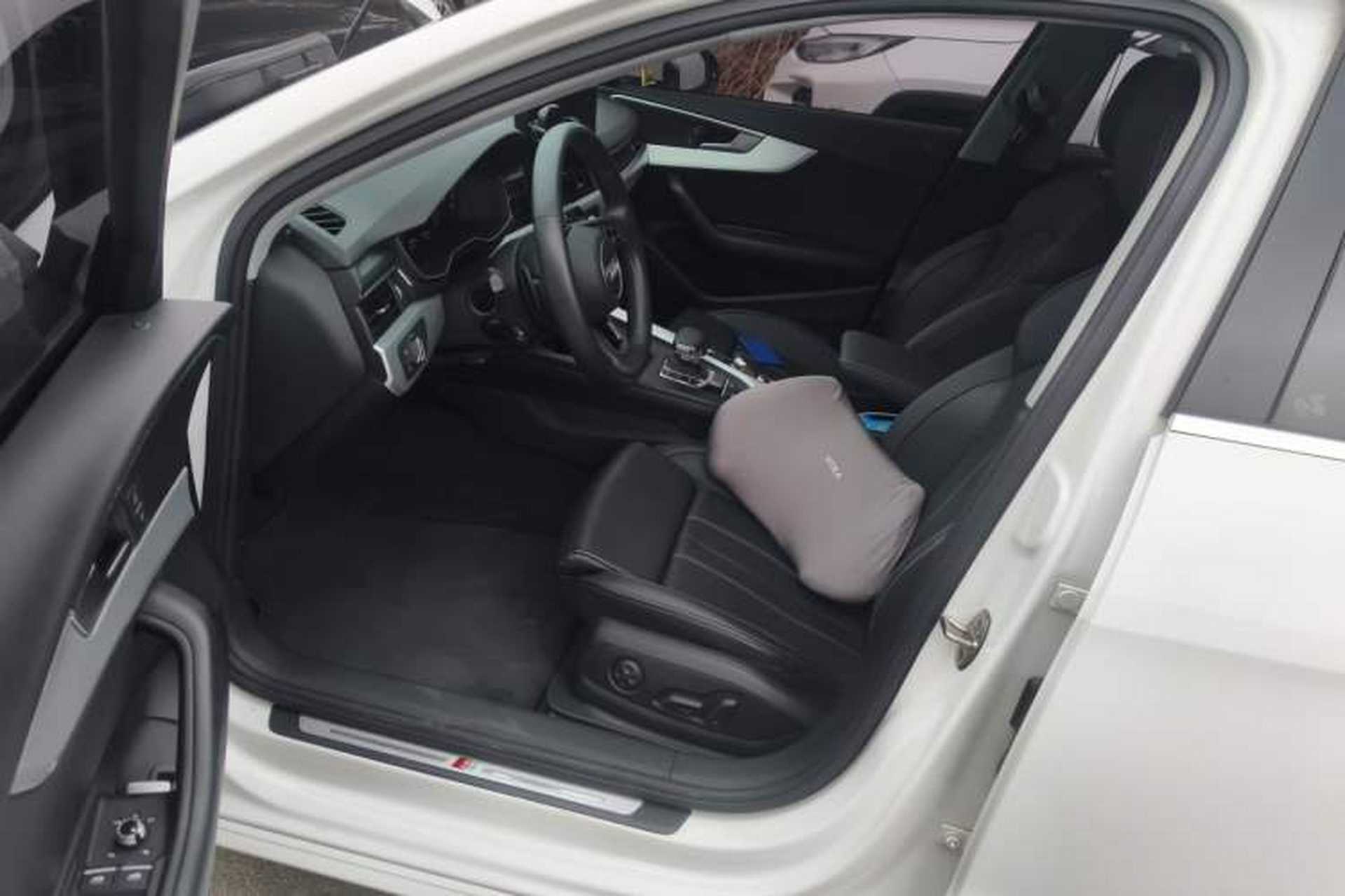 Used Audi A4L 2020 40 TFSI Fashion Dynamic Model Driver Seat