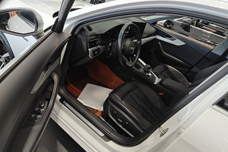 Used Audi A4L 2020 40 TFSI Luxury Prestige Edition Driver Seat