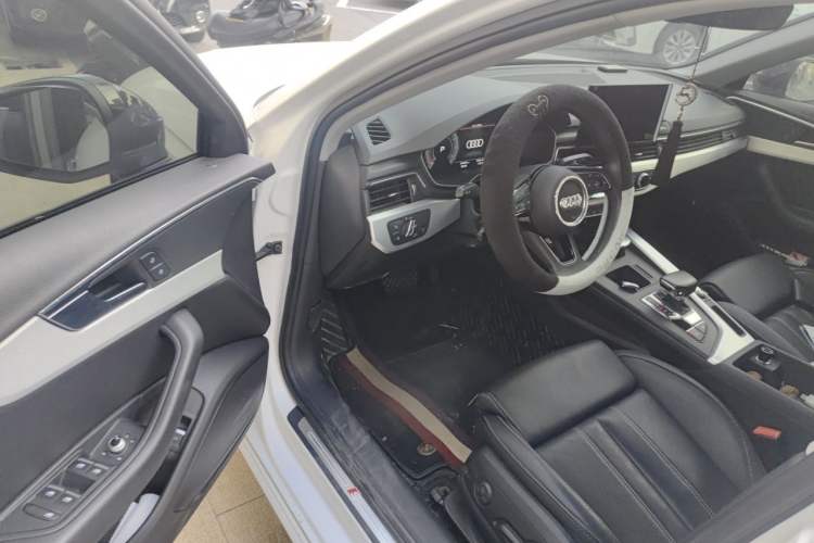 Used Audi A4L 2020 40 TFSI Luxury Dynamic Model Driver Seat