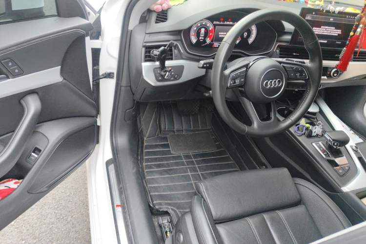 Used Audi A4L 2020 40 TFSI Luxury Dynamic Model Driver Seat