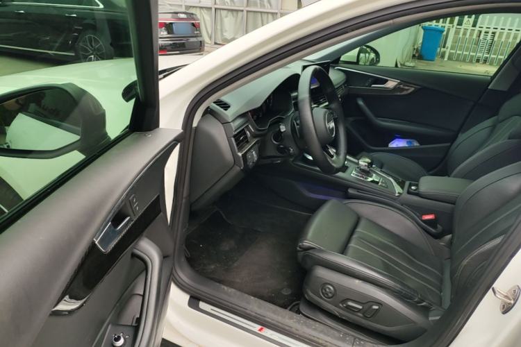 Used Audi A4L 2020 40 TFSI Fashion Dynamic Model Driver Seat