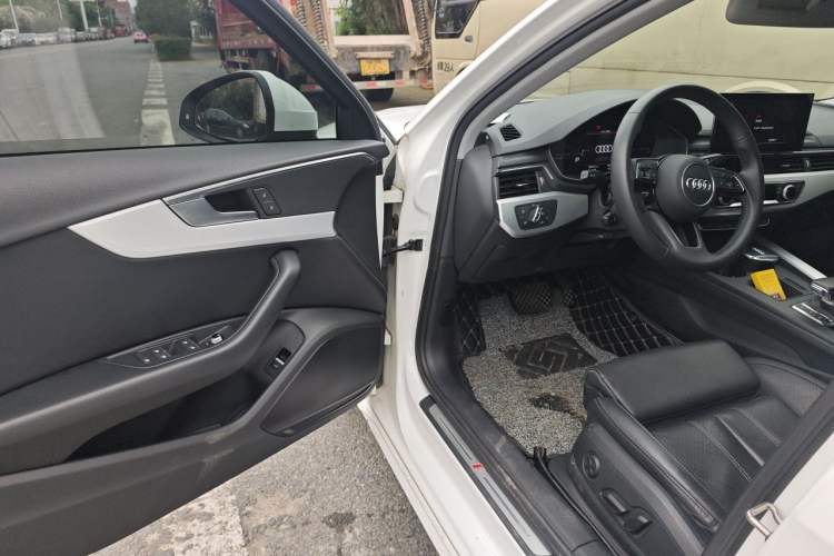 Used Audi A4L 2020 40 TFSI Luxury Dynamic Model Driver Seat