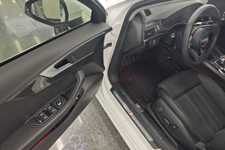 Used Audi A4L 2020 40 TFSI Fashion Dynamic Model Driver Seat