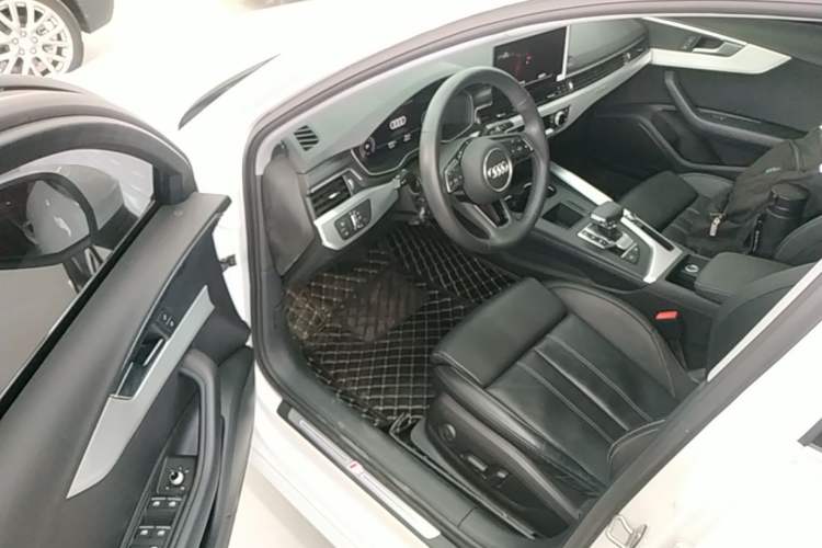 Used Audi A4L 2020 40 TFSI quattro Luxury Dynamic Model Driver Seat