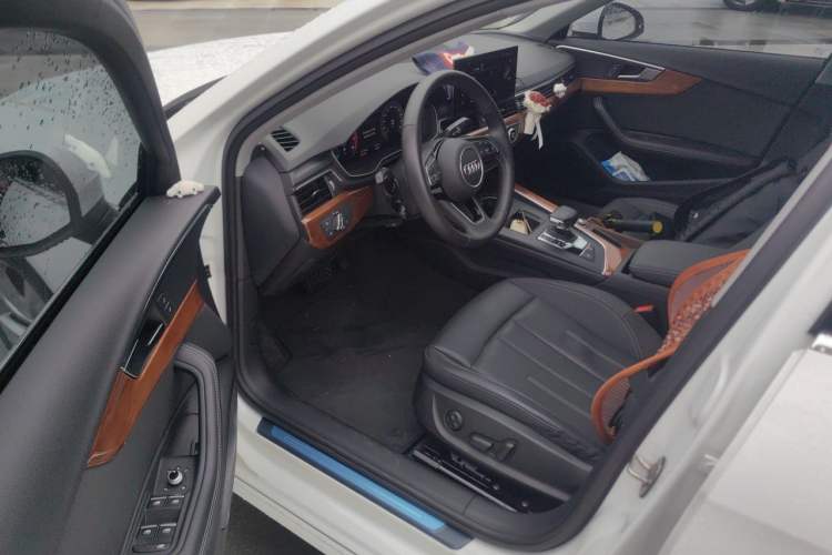 Used Audi A4L 2020 40 TFSI quattro Luxury Prestige Edition Driver Seat