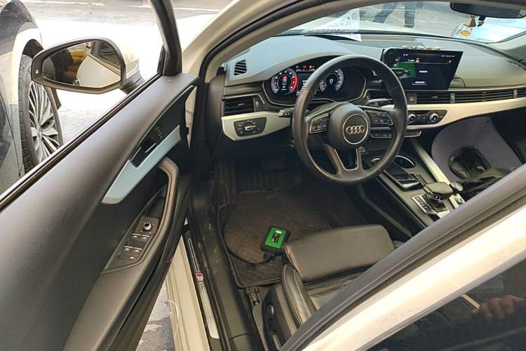 Used Audi A4L 2020 40 TFSI Fashion Dynamic Model Driver Seat