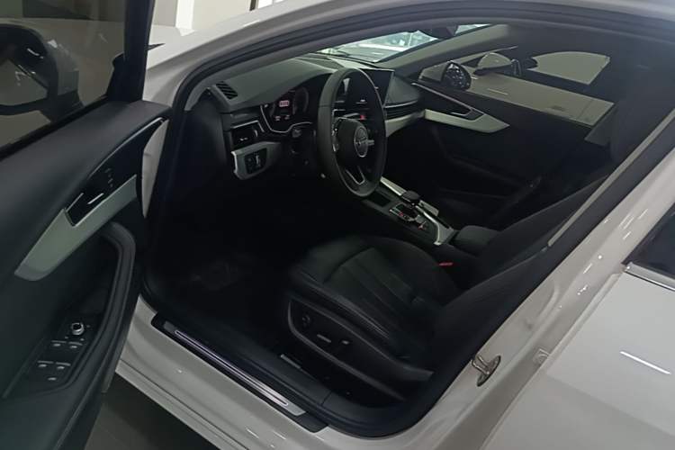 Used Audi A4L 2020 40 TFSI Luxury Prestige Edition Driver Seat
