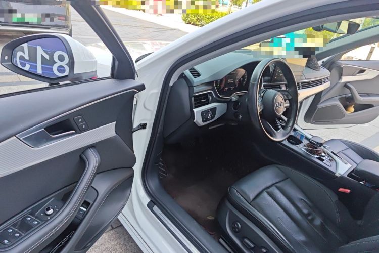 Used Audi A4L 2020 40 TFSI Fashionable and Elegant Model Driver Seat