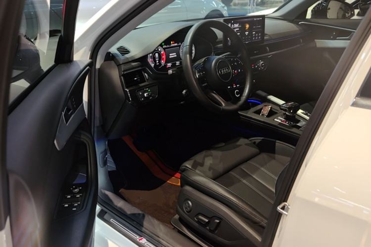 Used Audi A4L 2020 40 TFSI Fashion Dynamic Model Driver Seat