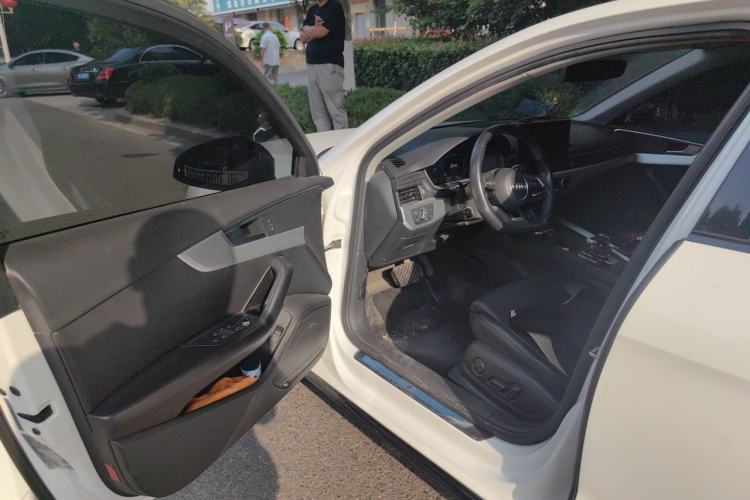 Used Audi A4L 2020 40 TFSI Luxury Dynamic Model Driver Seat