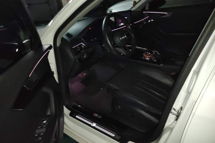 Used Audi A4L 2020 40 TFSI Luxury Dynamic Model Driver Seat